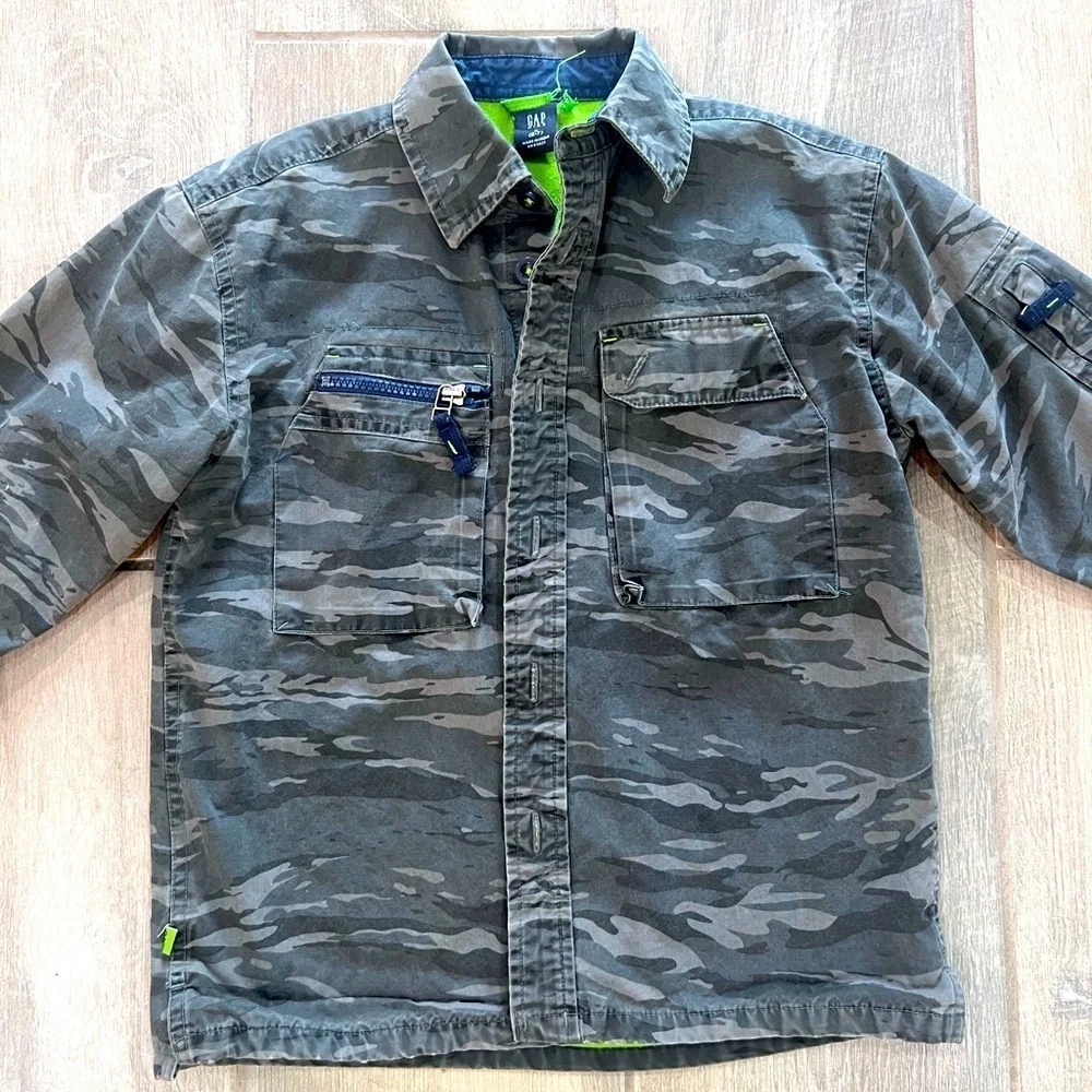 Y2K GAP Boys Size S(6-7) Black Camo Button up Shacket Underline Pocket Zip
